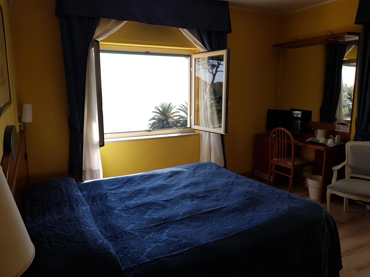 Hotel L'Isola Santa Marinella Zewnętrze zdjęcie